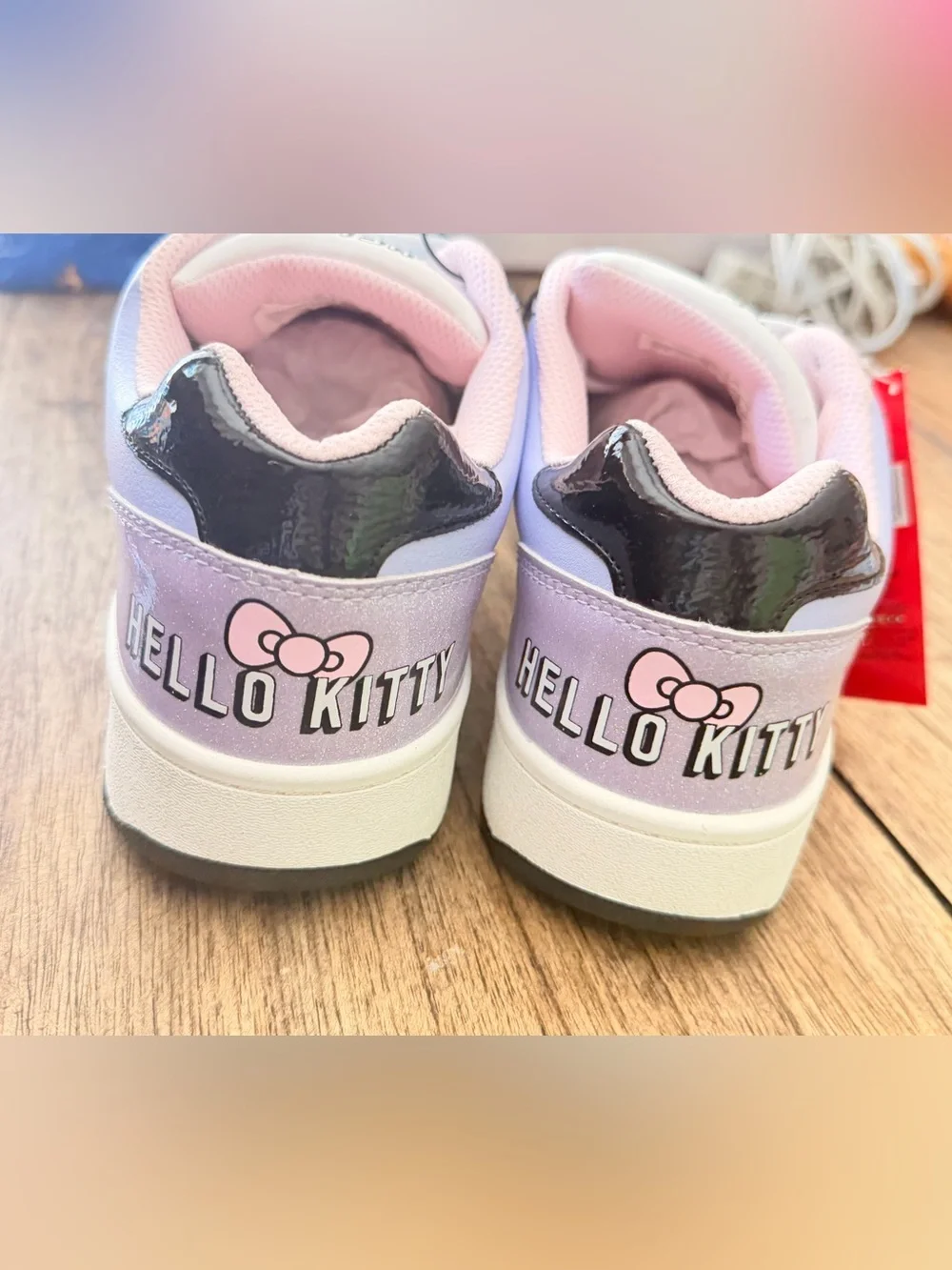 Hello Kitty Kids' Lavender and White Sneakers size 9